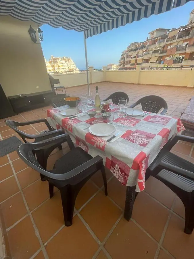 Encantador Piso Con Terraza Y Piscina Daire Benalmádena