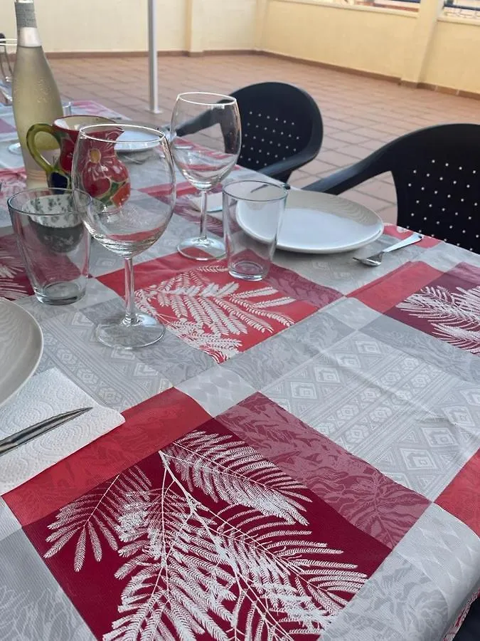Encantador Piso Con Terraza Y Piscina Daire Benalmádena 0*,  İspanya