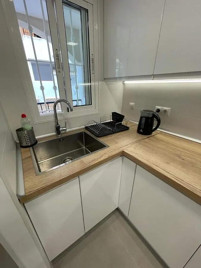 Appartamento Encantador Piso Con Terraza Y Piscina Benalmádena